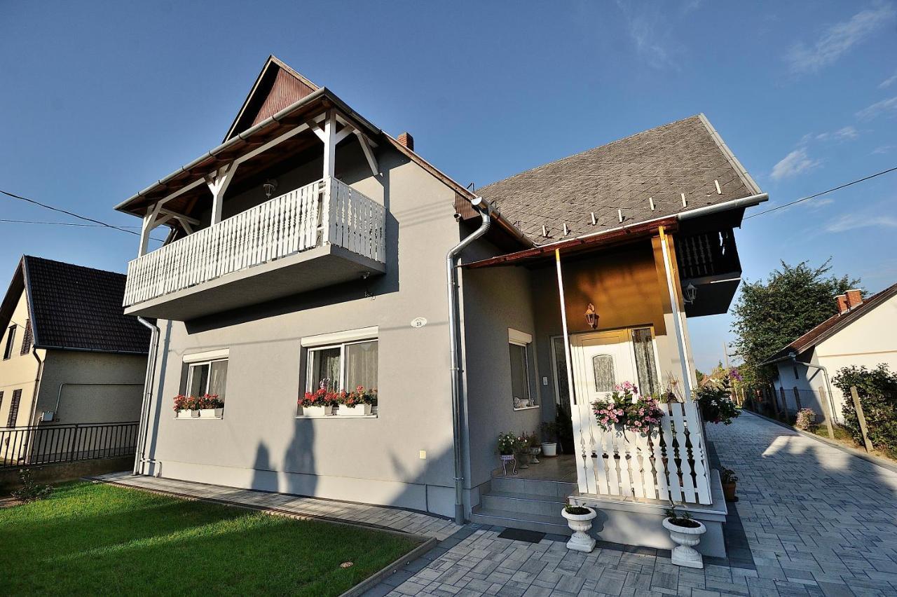 Vintage Home Lelle Balatonlelle Esterno foto